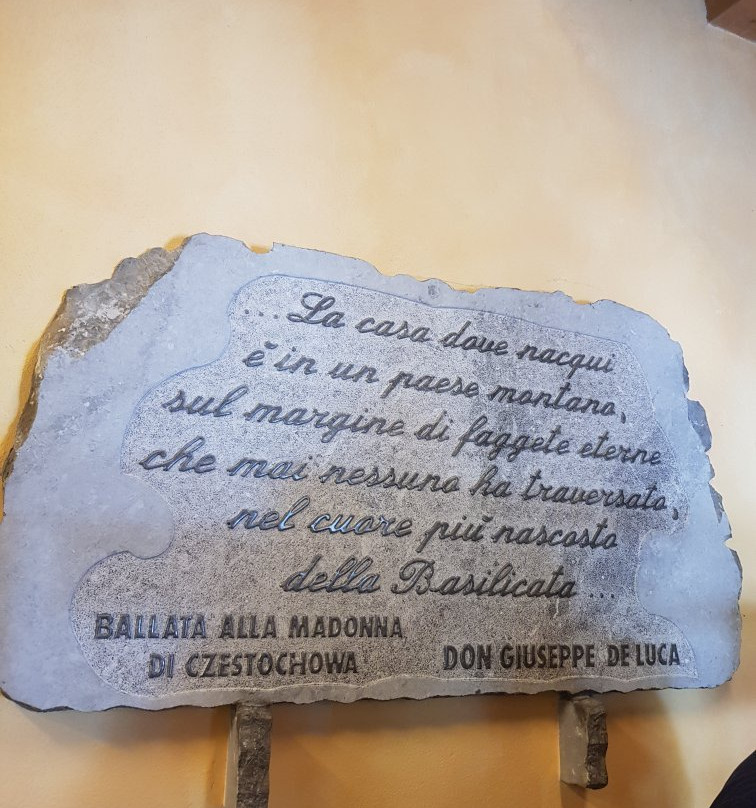 Ruderi del Castello di Sasso di Castalda景点图片