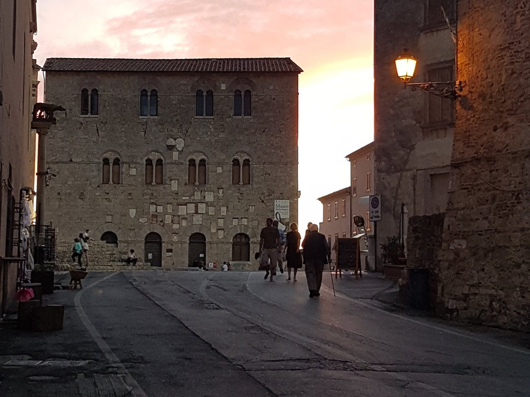 Piazza Garibaldi景点图片