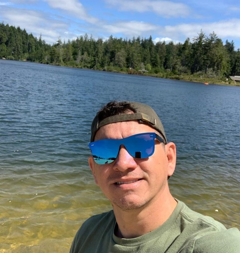 Umpqua River Inn & Suites主图