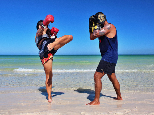 Click no Mar-阿拉伊阿尔港必去景点