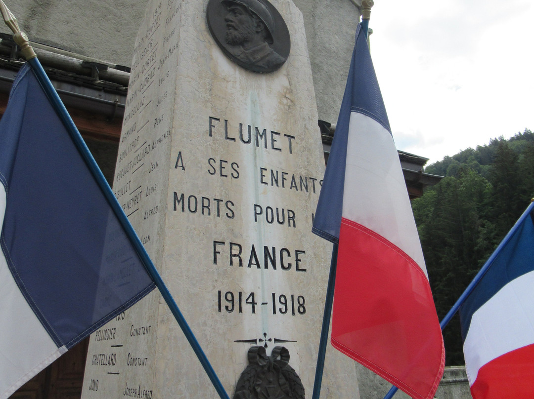 Monument communal-Flumet必去景点