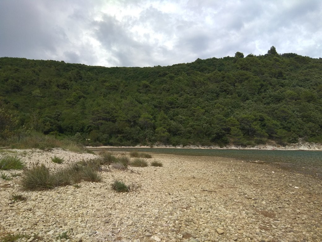 Prtlog Beach-Duga Luka必去景点