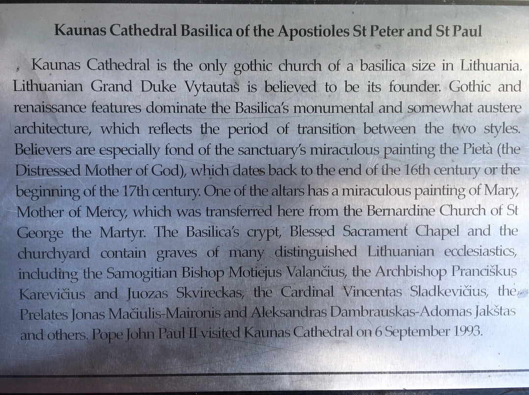 Cathedral of St. Peter and St. Paul-考那斯必去景点