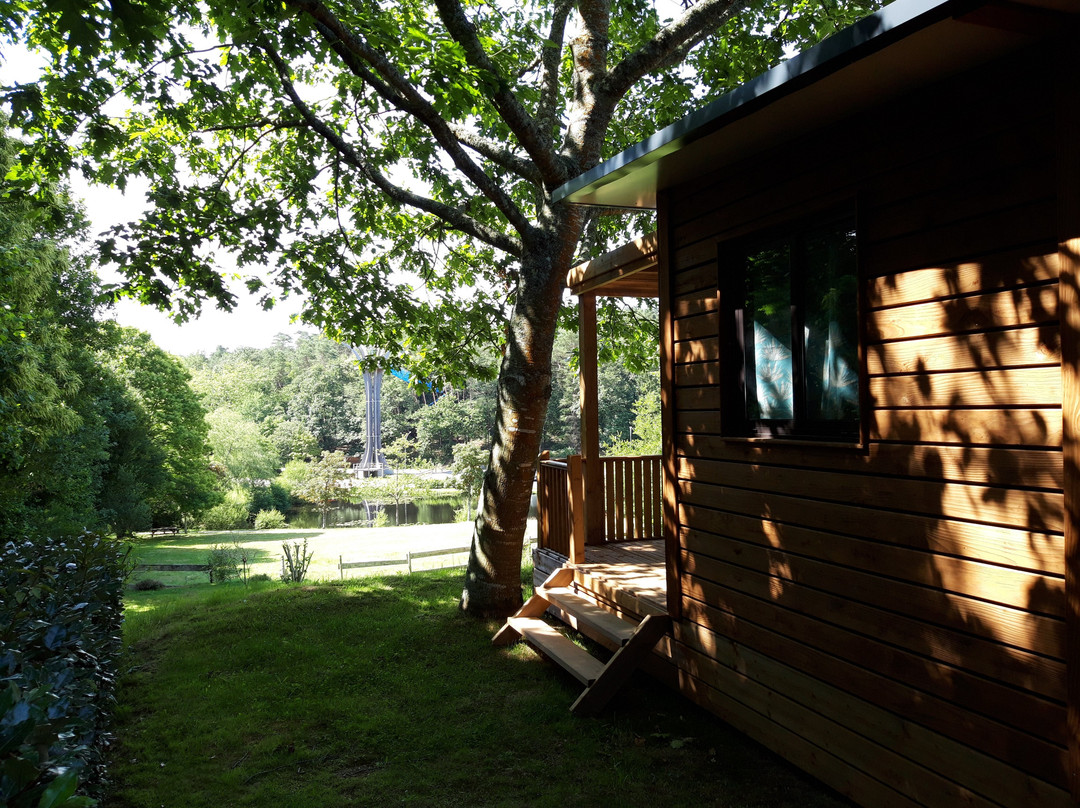 Camping Le Petit Bois 3*