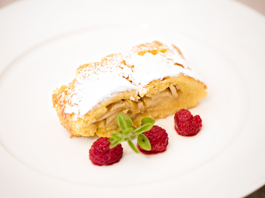 Panorama Hotel Flora主图