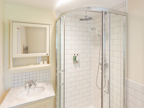 多格和古恩旅馆主图