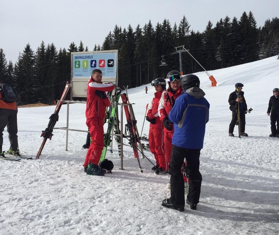 Skischool Zell am See-采尔湖畔必去景点