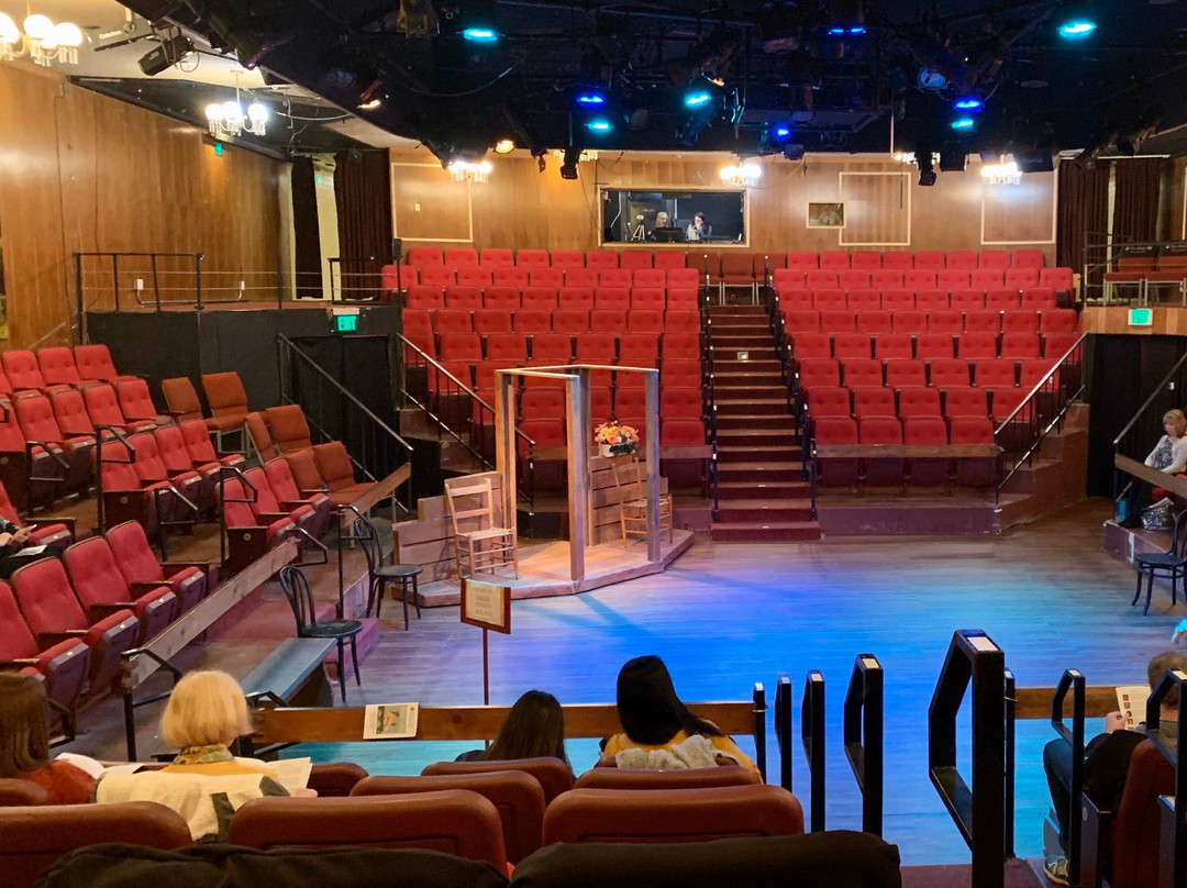 Glendale Center Theater-格伦代尔必去景点