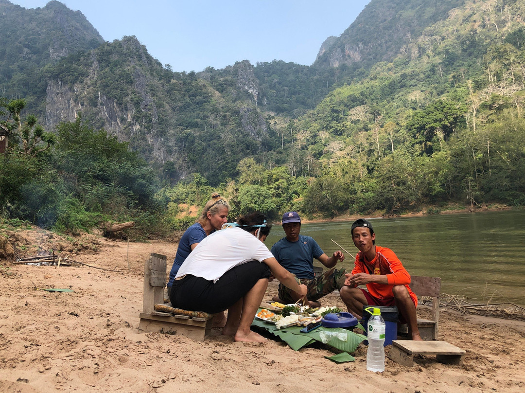 A private authentic tour with a local driver in Laos-琅勃拉邦必去景点
