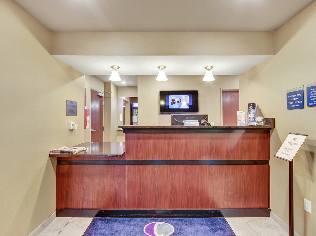 Cobblestone Hotel and Suites - Waynesboro主图