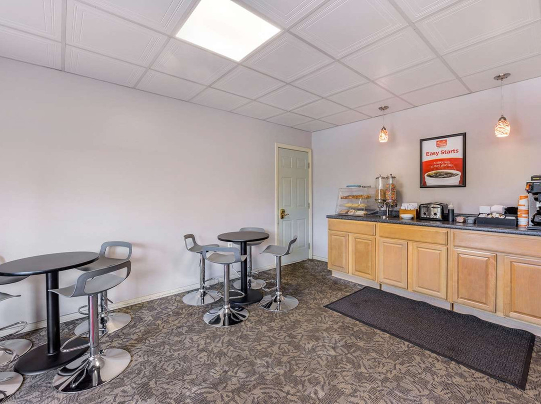 Econo Lodge Bellefonte I-99主图