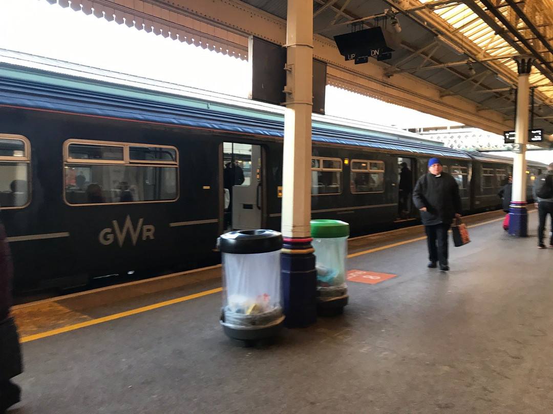 Exeter St David’s Railway Station-埃克塞特必去景点
