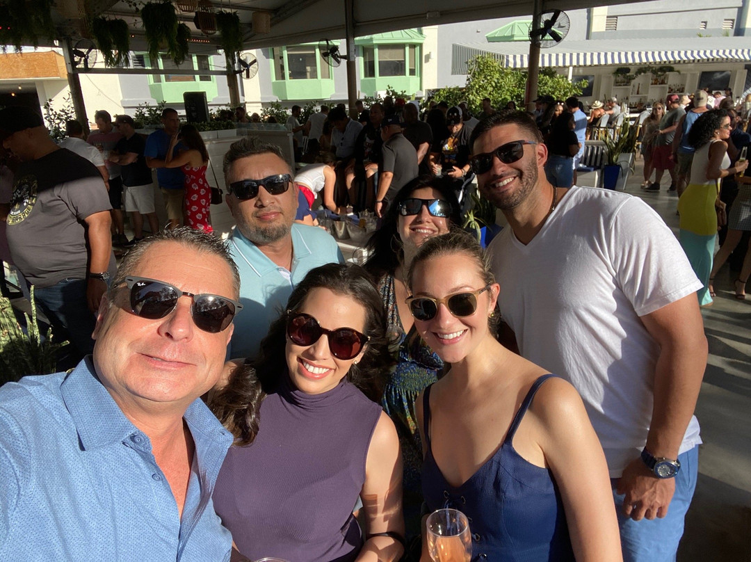 Shops at Pembroke Gardens-彭布罗克派恩斯必去景点