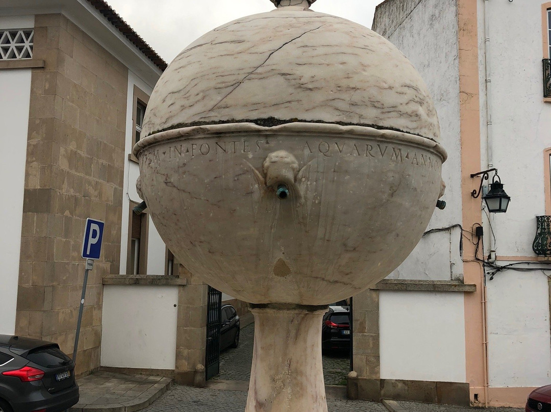 莫拉門（埃武拉）的噴泉-埃武拉必去景点