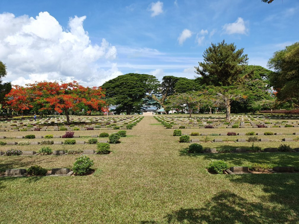 Commonwealth War Cemetery-安汶必去景点