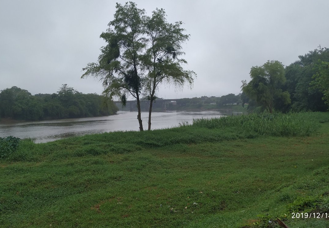 Praça Beira Rio-Registro必去景点