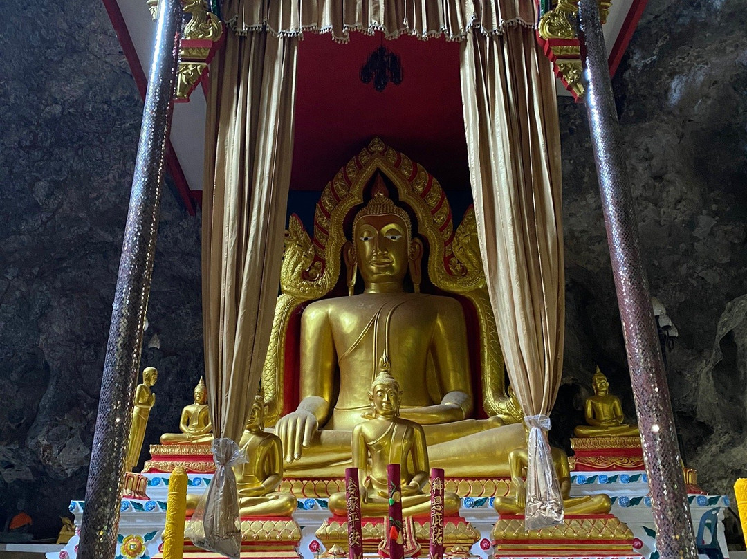 Wat Ban Tham景点图片