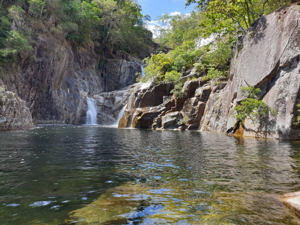 Behana Gorge Waterfall-凯恩斯必去景点
