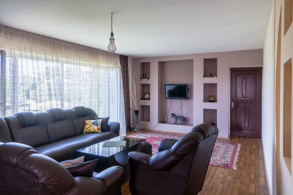 Lada Guest House/EXCLUSIVE Wine & GASTRO Yard-官方