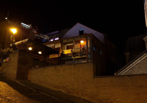 Carpe Diem cafe bar-第比利斯必去景点