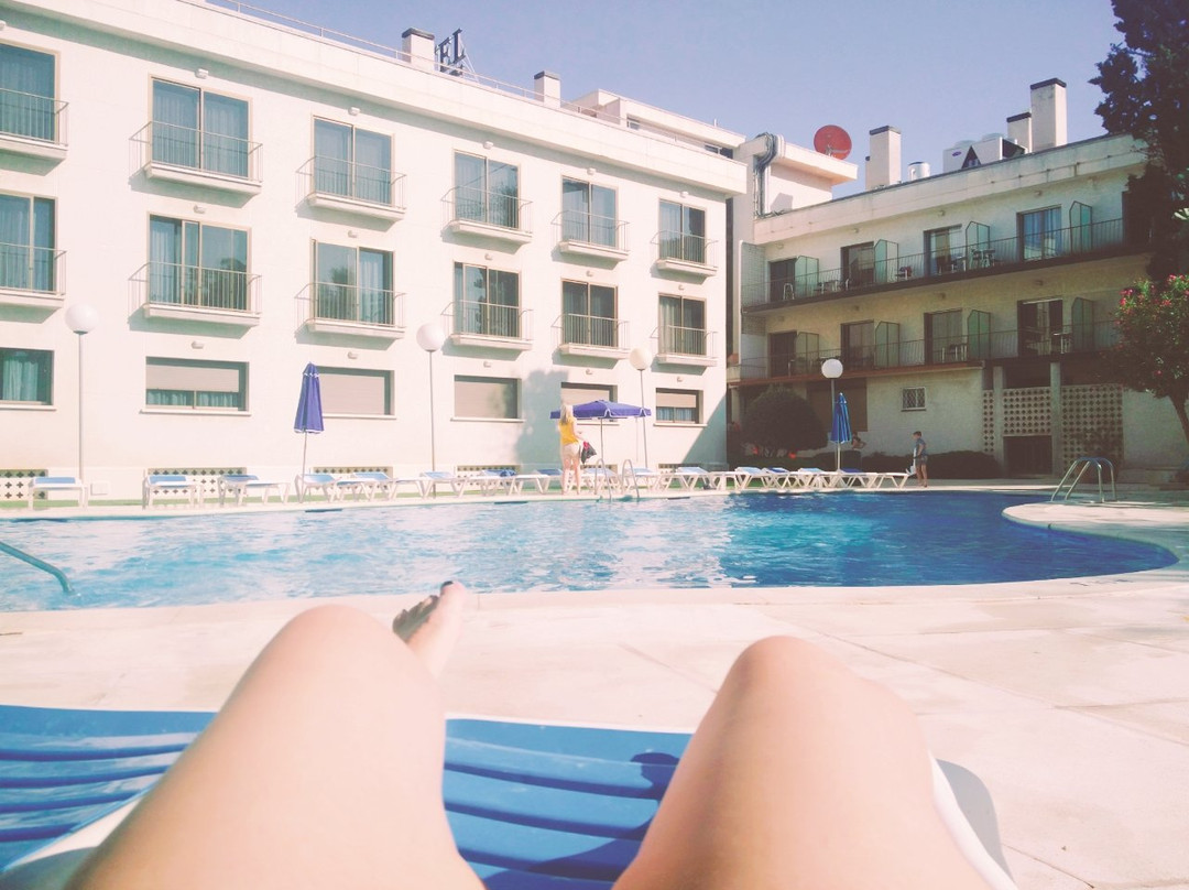 卡斯特德菲镇酒店主图