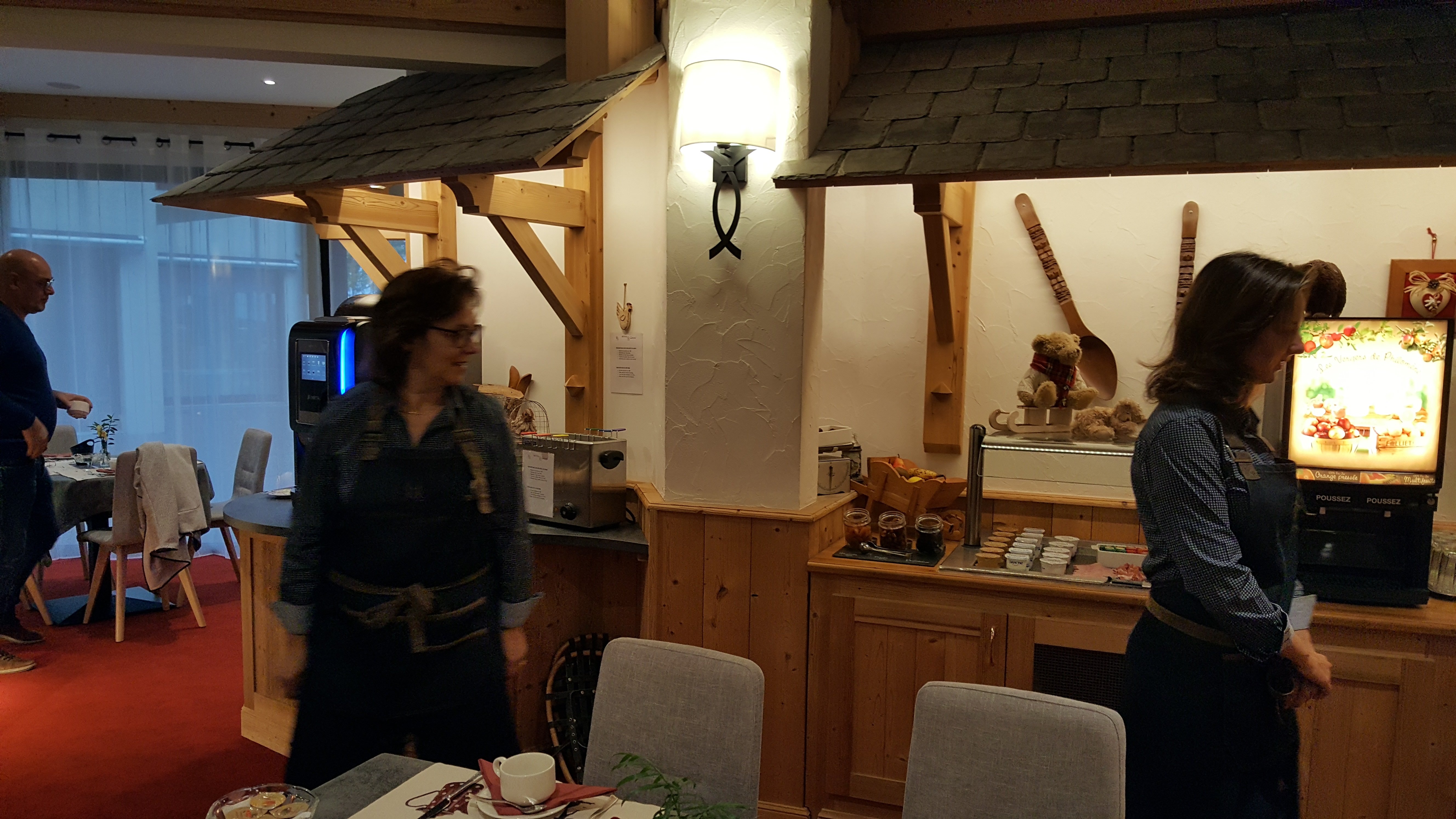沿海酒店-餐饮