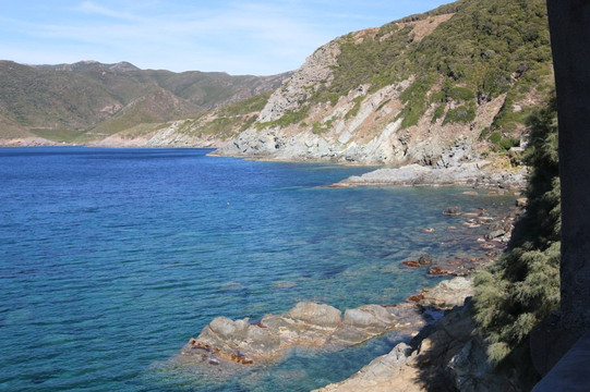 Couvent Saint François-Pino必去景点