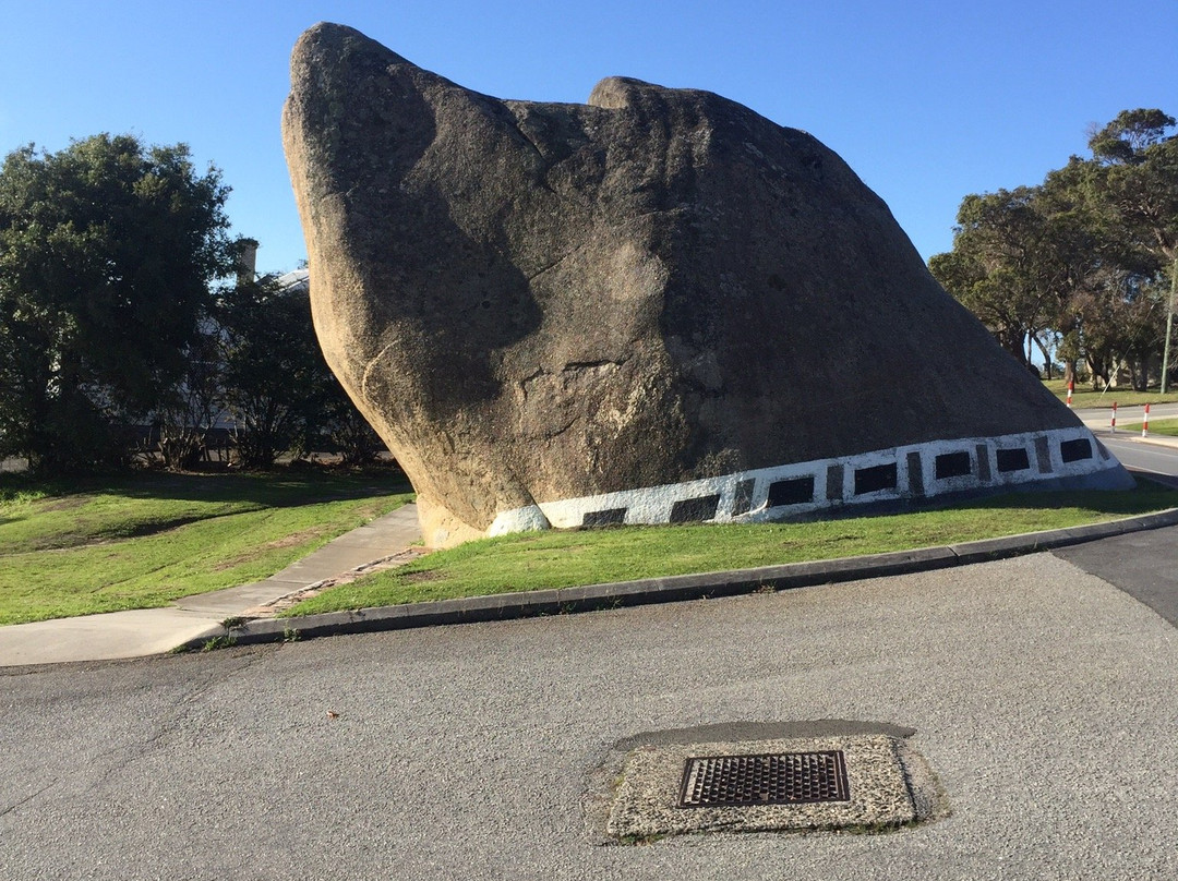 Dog Rock-奥尔巴尼必去景点