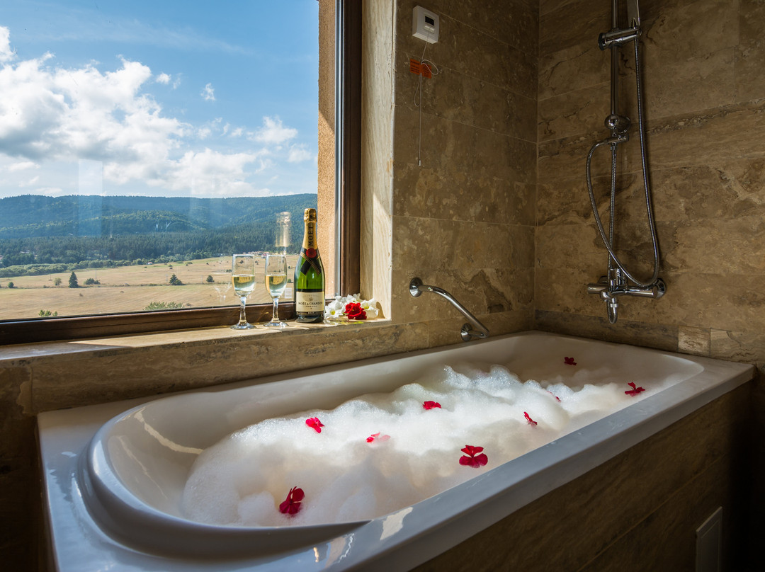 Complex Katalina主图