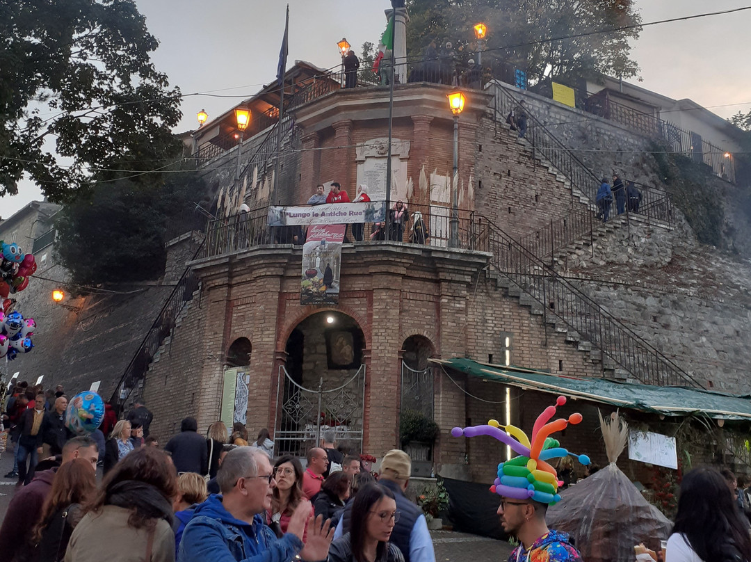 Centro storico di Civitella Roveto景点图片