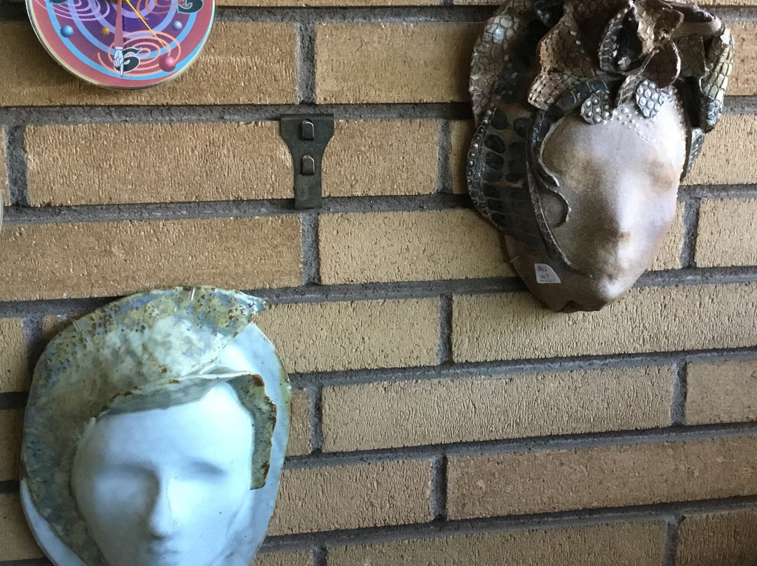 The New Zone Gallery-尤金必去景点