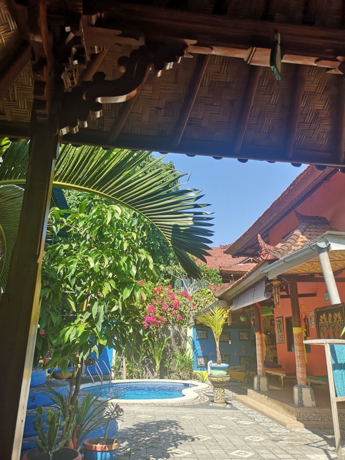 Kubu Pilatus Inn-官方