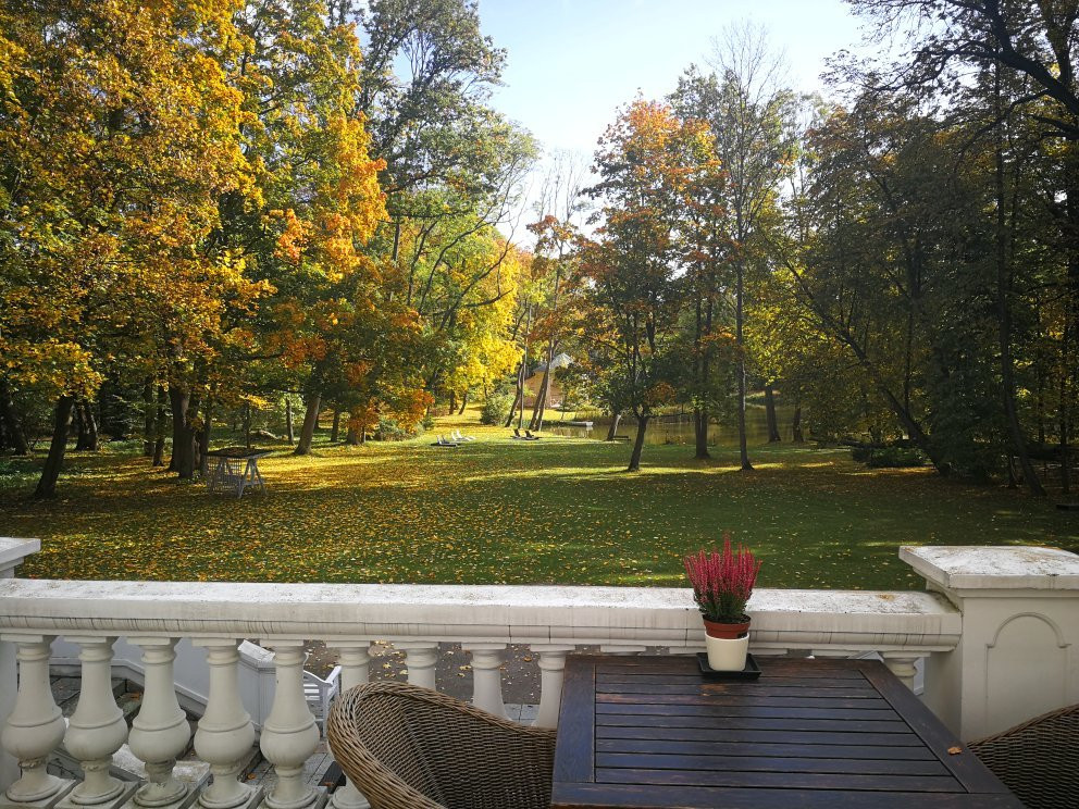 Hotel Pałac Cieleśnica主图