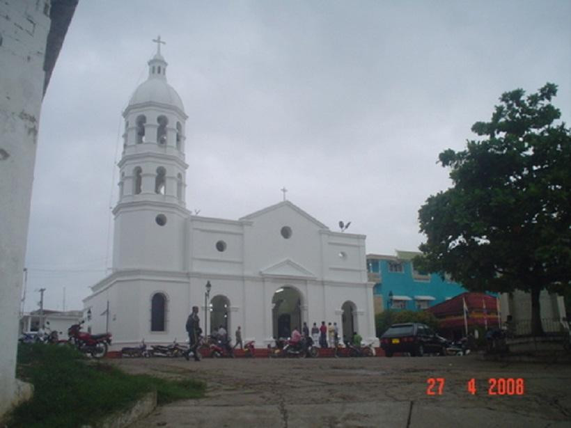 Catedral de El Banco景点图片