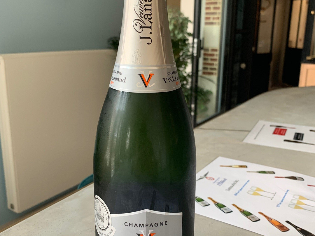 Champagne Veuve J. Lanaud景点图片