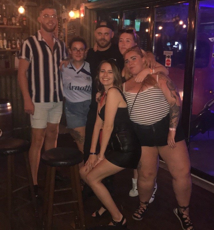 Cheeky Tikis Bar-扎金索斯州必去景点