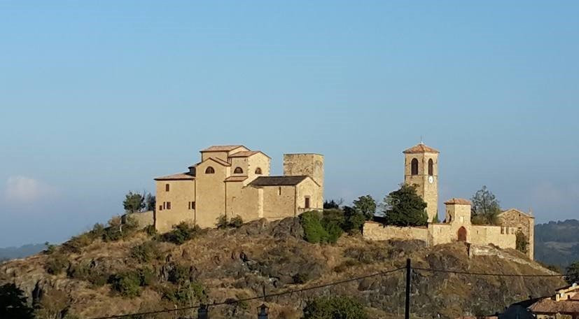 Castello di Pompeano-Serramazzoni必去景点