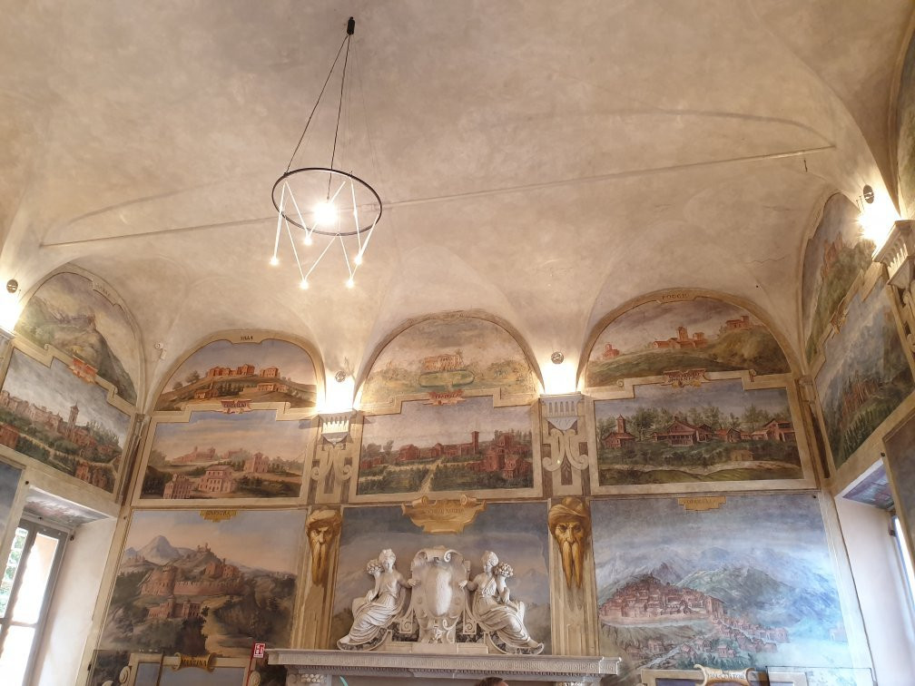 Castello di Spezzano-菲奥拉诺莫德内塞必去景点