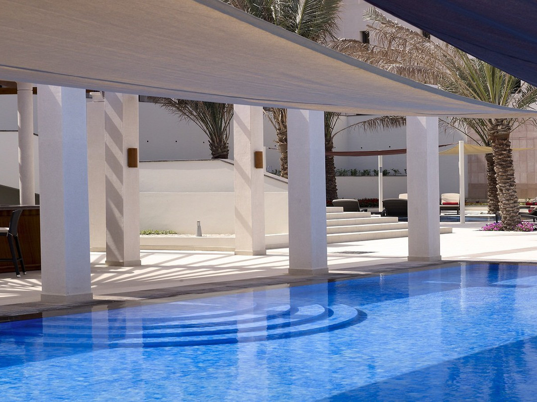 皇冠假日酒店&度假村主图