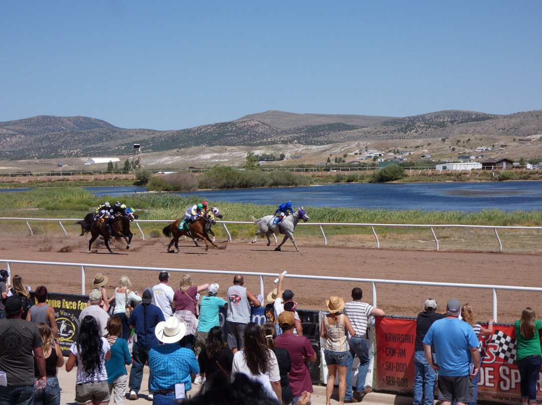 Wyoming Downs Racetrack景点图片