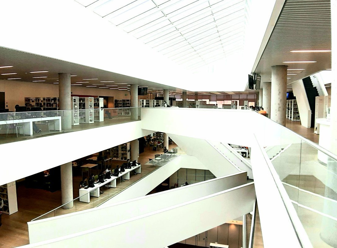 Halifax Central Library景点图片