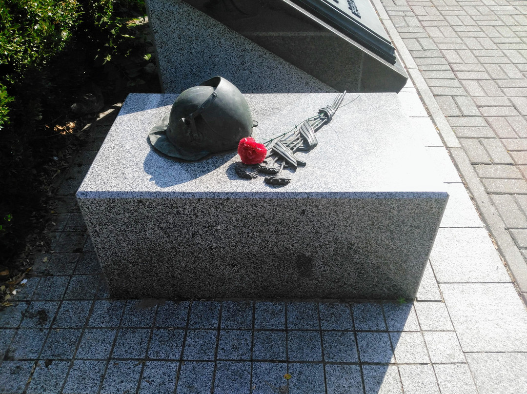 Monument to the Victims of Chernobyl Disaster-基辅必去景点