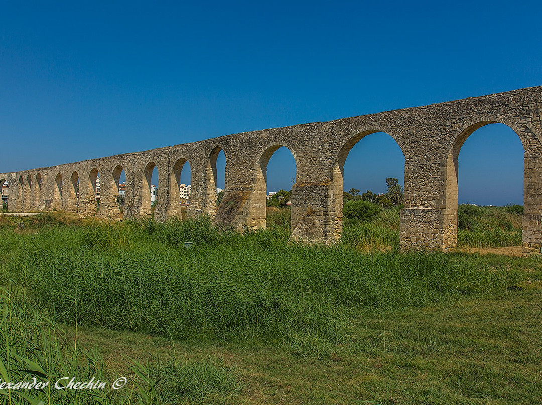 Kamares Aqueduct景点图片
