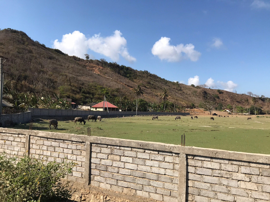 Areguling Beach-龙目岛必去景点