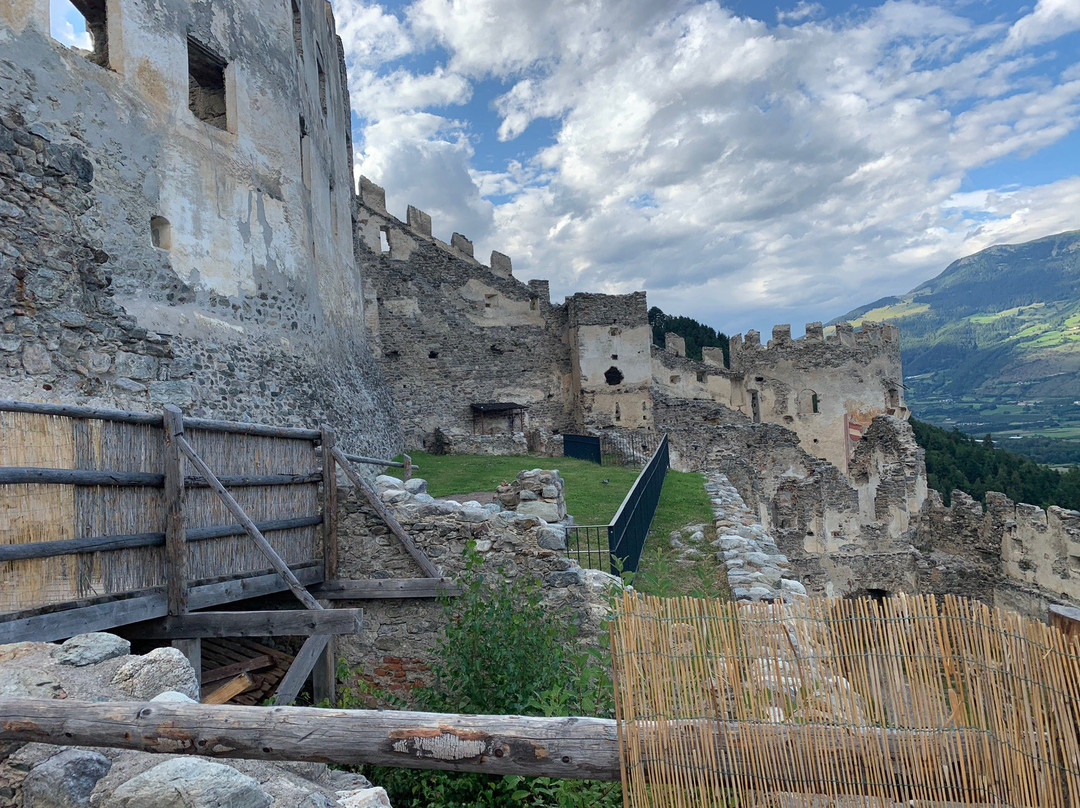 Rovine di Castel Montechiaro-Prato allo Stelvio必去景点
