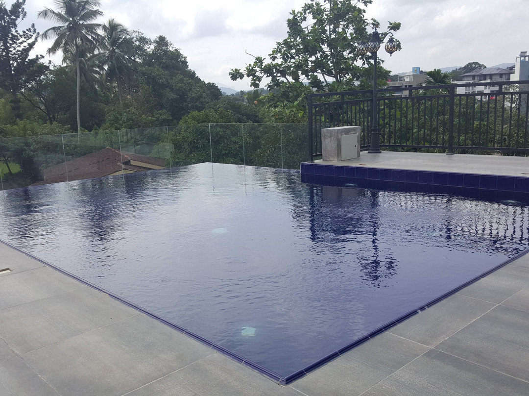 Hotel Capital O 249 Elephant Bath Hotel主图