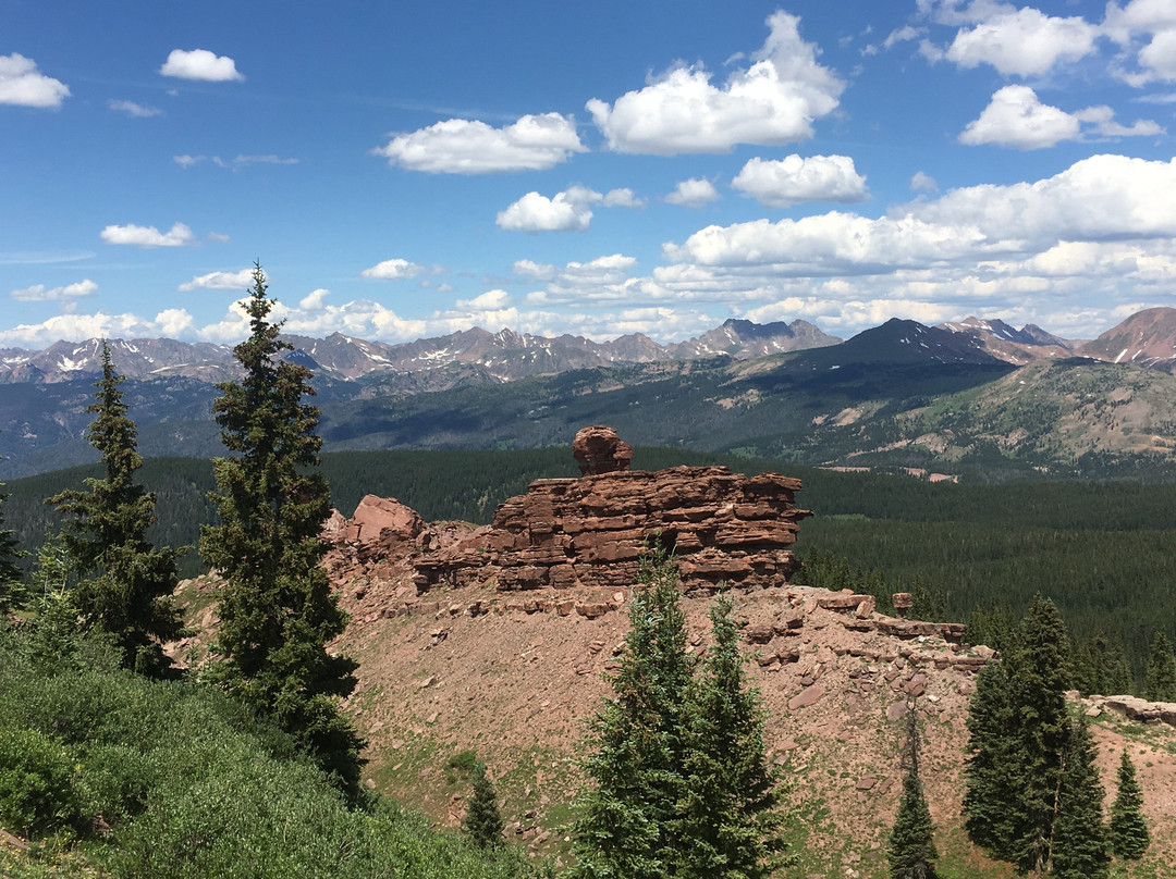Shrine Mountain Trail-韦尔必去景点