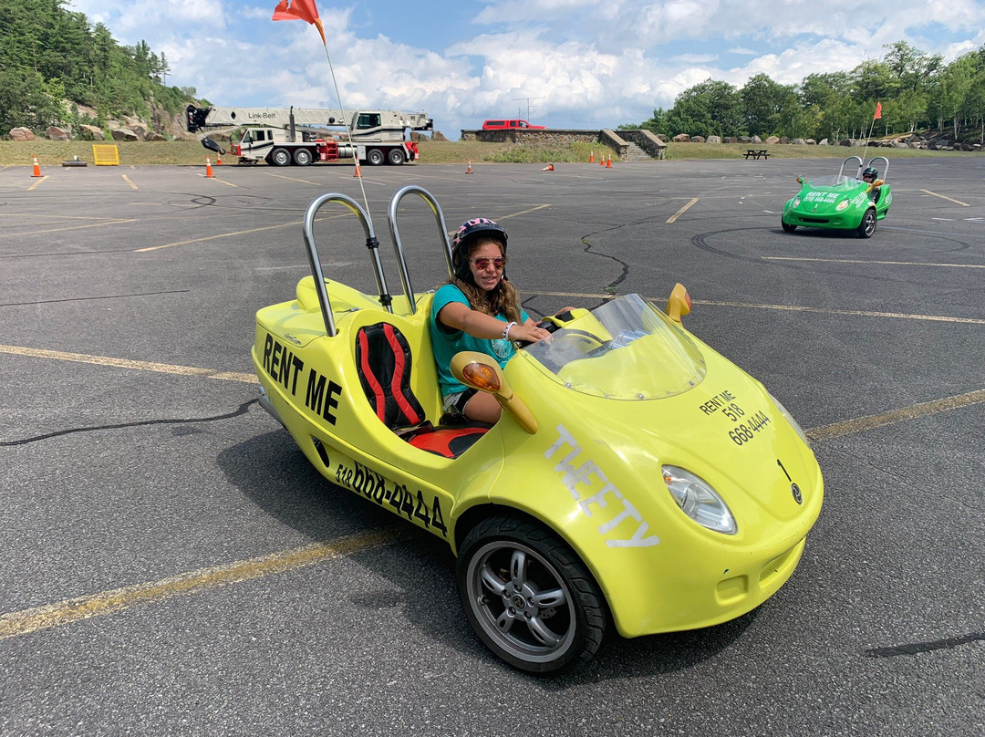 Adirondack Scooters-乔治湖必去景点