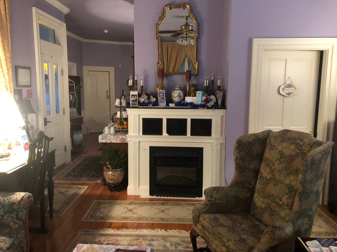 Sutton House Bed & Breakfast主图