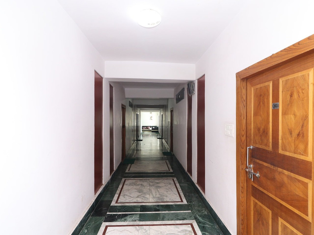 Madhu Mamata Hotel & Resorts主图